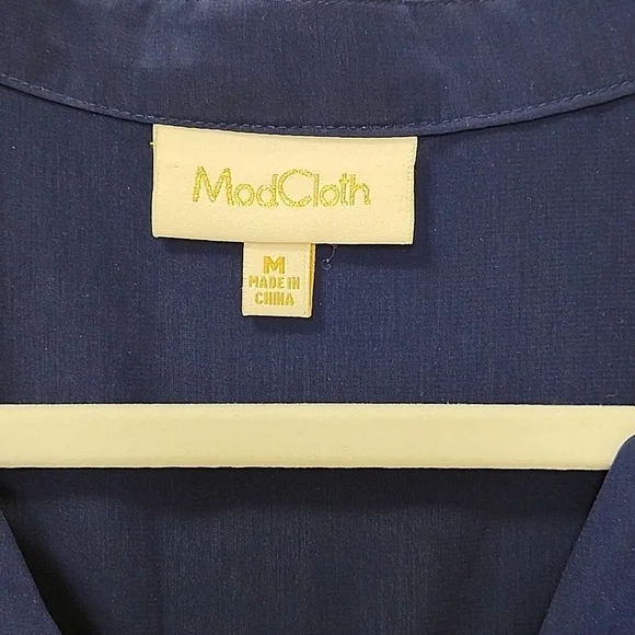 Modcloth Navy Blue Floral V Neck Tunic Sleeveless Cottagecore Top size Medium - Picture 6 of 14